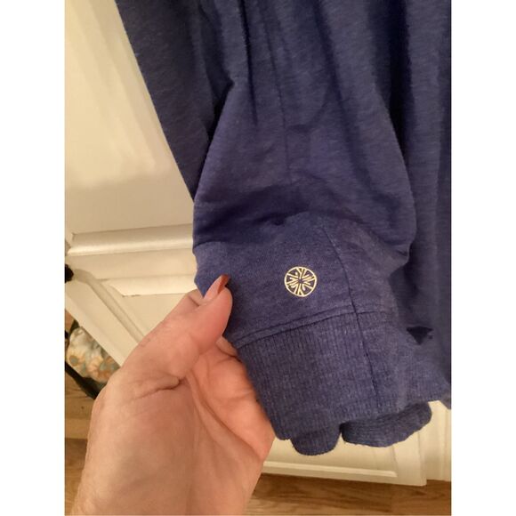 Lilly Pulitzer Luxletic Elena Wrap Sz M Oyster Bay Navy Loungwear - Picture 4 of 8